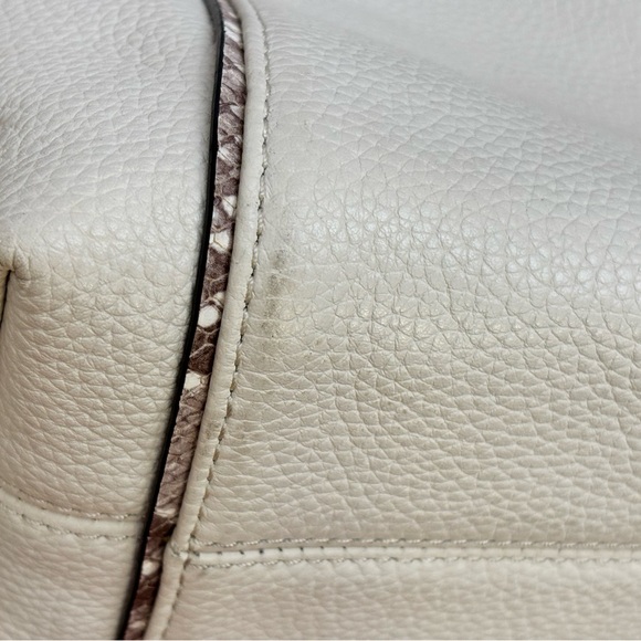 EUC Michael Kors Leather Purse, Cream - Picture 13 of 13